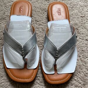 UGG Women’s Silver Metallic Leather Thong Sandals